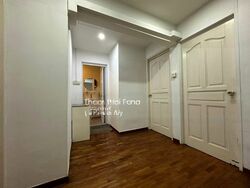Blk 111 Pasir Ris Street 11 (Pasir Ris), HDB Executive #453783421